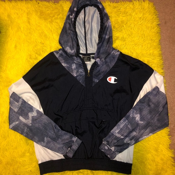 SOLD ON MER-CARI - Picture 4 of 8